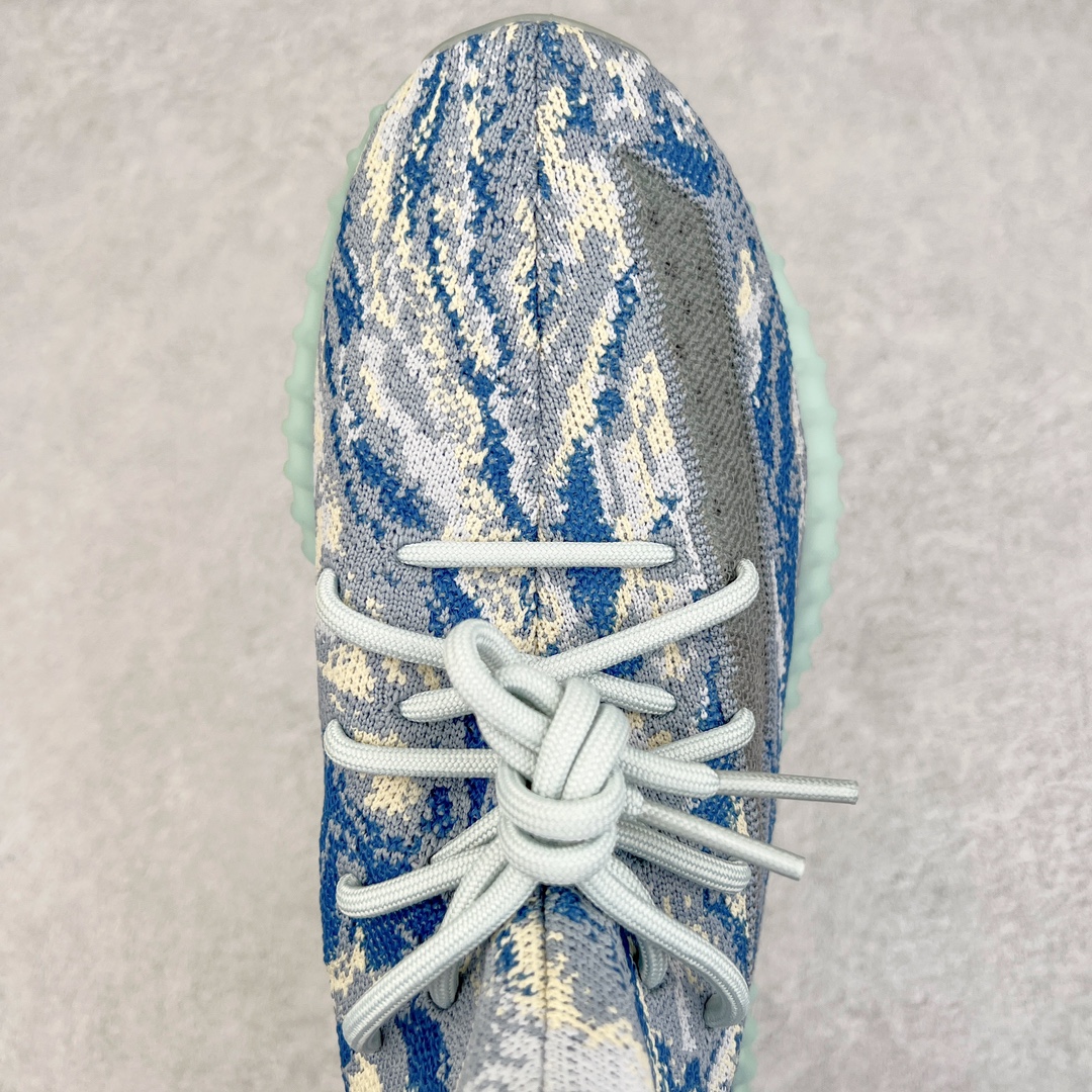 图片[4]-零售💰200 ＃R版福利 长期补货‼Yeezy Boost 350 V2 蓝色暴龙兽 GW3775 工厂配套商长期套现 正常出厂触碰不到的单价 百分百全新货品 零氧化发霉 给足利润空间操作 超乎所想的高性价比 原装纸板楦头开发 用料绝不含糊 原盒原配 知名大厂出品 品控到位 原装厚实针织面 外贸订单口碑惊人 进口机台打造完美鞋型 满钉油性爆米花 鞋型细节后跟收缩度完美 上脚轻易乱真 毕竟没人会趴着看你细节 为保证脚感 建议选大半码 SIZE：36 36.5 37 38 38.5 39 40 40.5 41 42 42.5 43 44 44.5 45 46 47 48 编码：by2936000-运动鞋