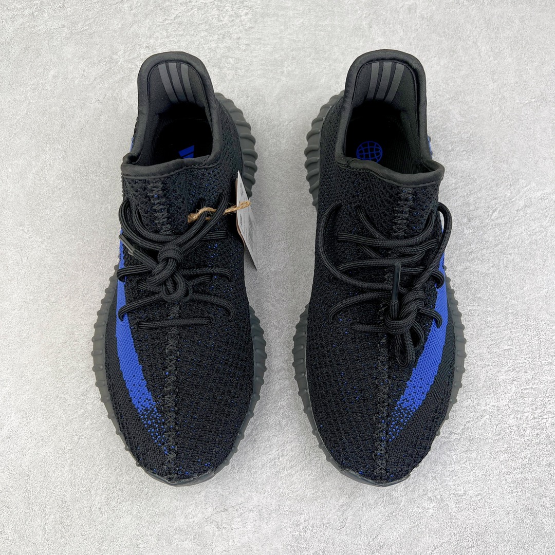 图片[2]-零售💰200 ＃R版福利 长期补货‼Yeezy Boost 350 V2 黑蓝 GY7164 工厂配套商长期套现 正常出厂触碰不到的单价 百分百全新货品 零氧化发霉 给足利润空间操作 超乎所想的高性价比 原装纸板楦头开发 用料绝不含糊 原盒原配 知名大厂出品 品控到位 原装厚实针织面 外贸订单口碑惊人 进口机台打造完美鞋型 满钉油性爆米花 鞋型细节后跟收缩度完美 上脚轻易乱真 毕竟没人会趴着看你细节 为保证脚感 建议选大半码 SIZE：36 36.5 37 38 38.5 39 40 40.5 41 42 42.5 43 44 44.5 45 46 47 48 编码：by2936000-运动鞋