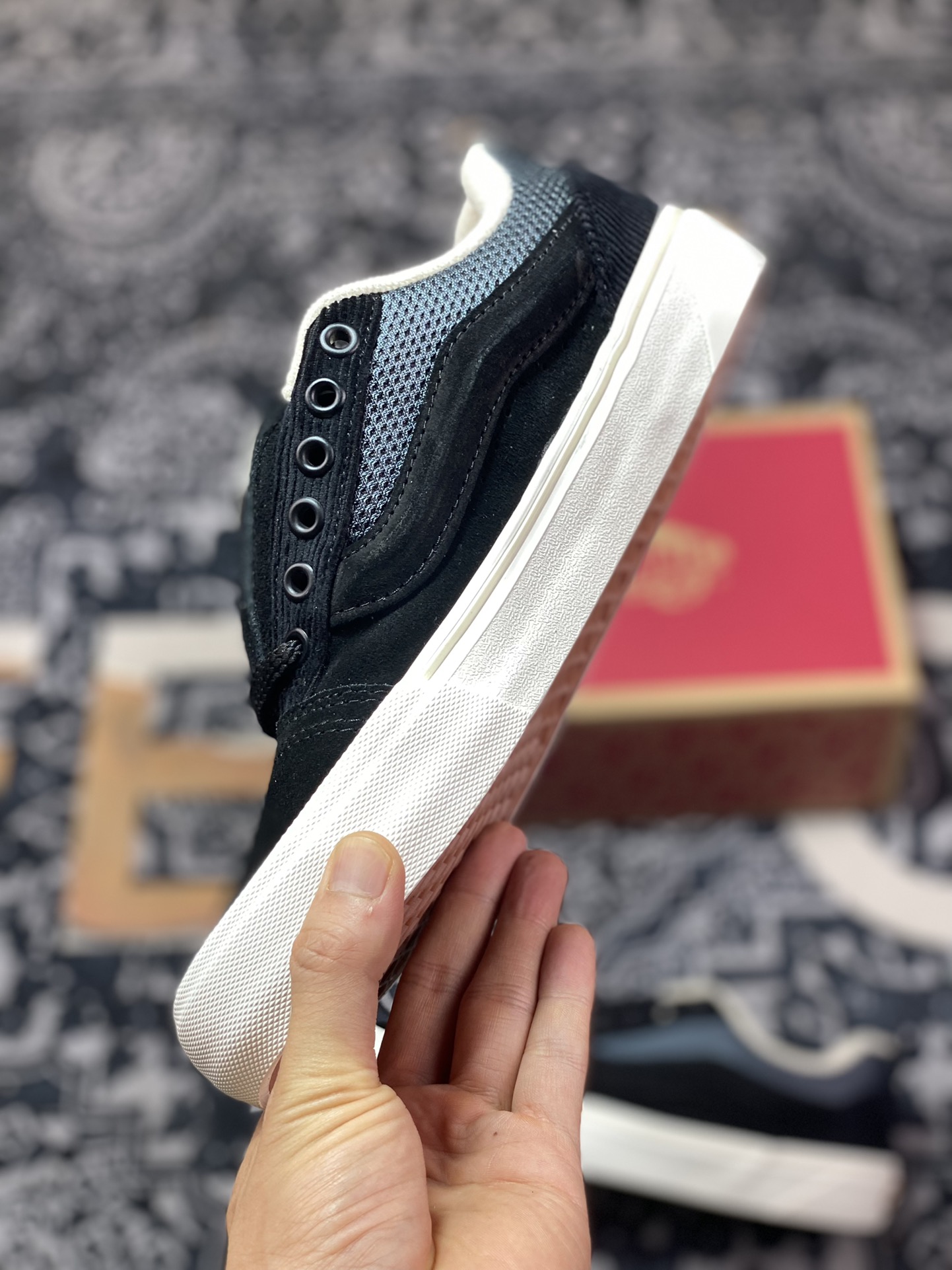 200  Vans Knu-Skool VR3 LX 面包鞋 坎普尔·茱利安系列低帮复古硫化休闲运动板鞋