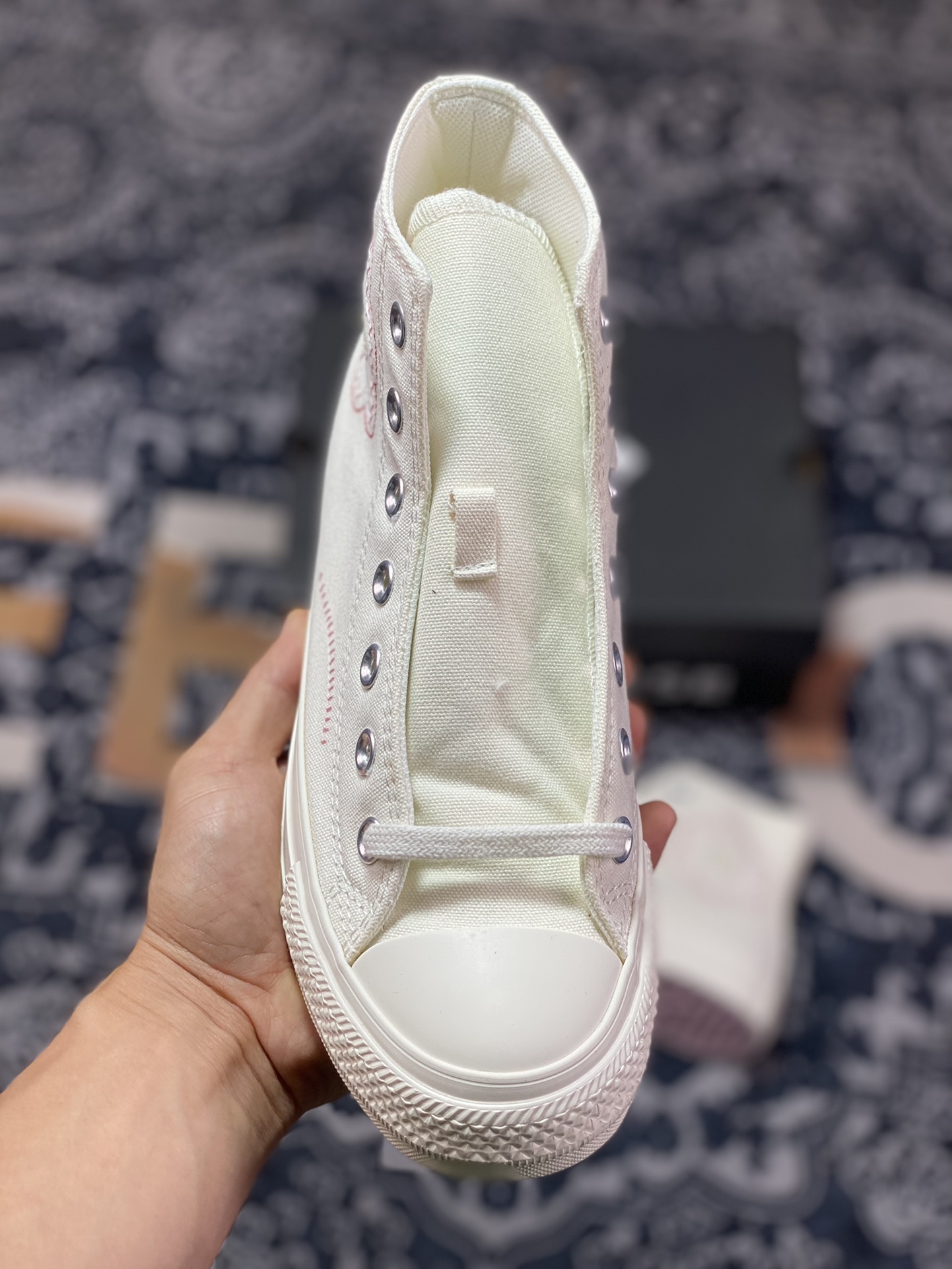 Xiaohongshu’s popular 2023 embroidered flower Converse All Star series A05195C