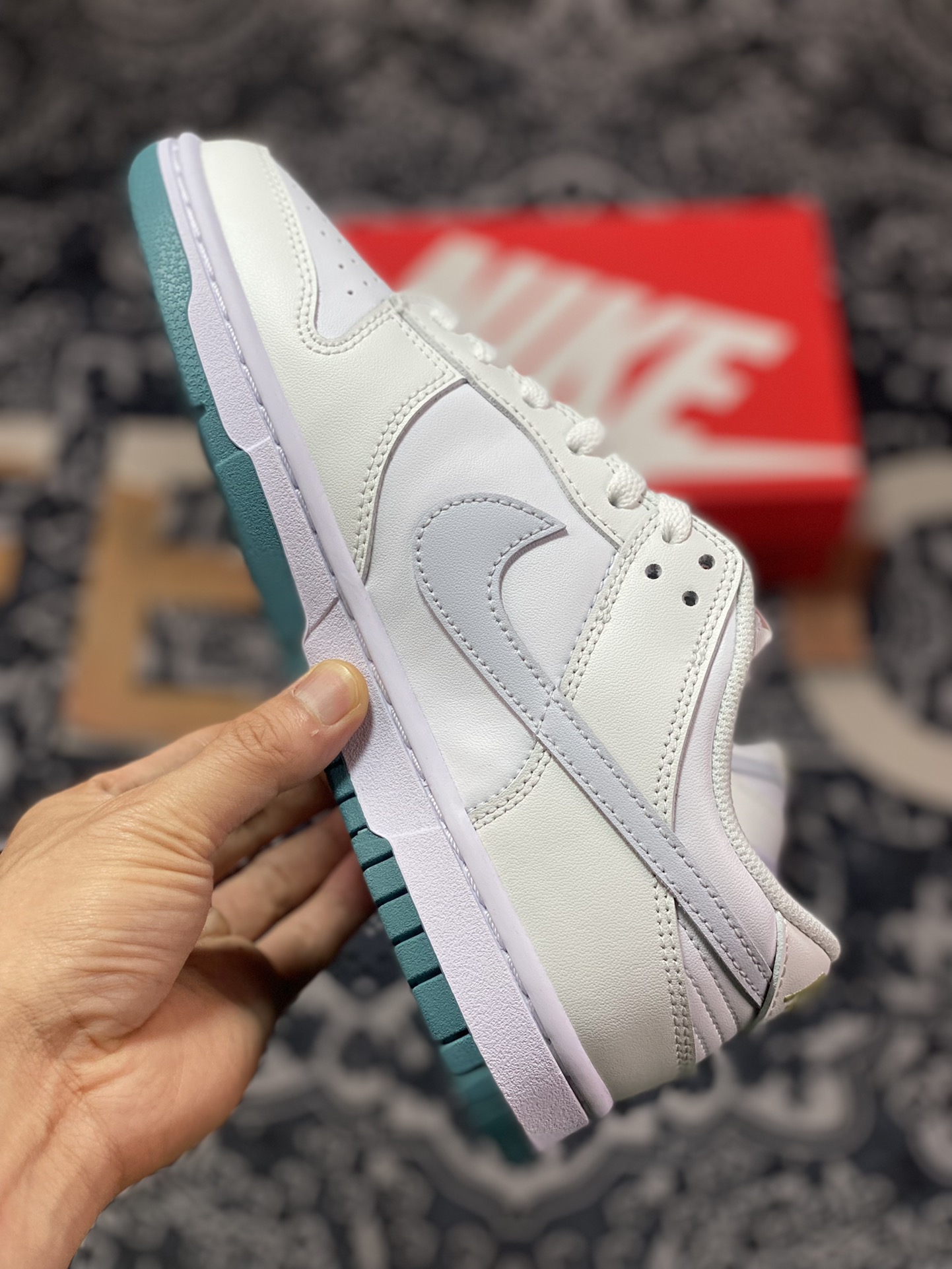 Nike SB Dunk Low GS ”White Teal Green” dunk series sneakers ”leather light gray blue” FD9911-101