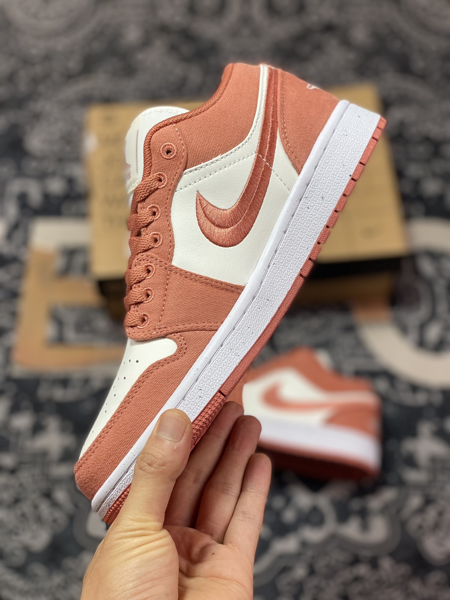 200 Air Jordan 1 Low 桃粉白 官方同步新色 FN3722-801