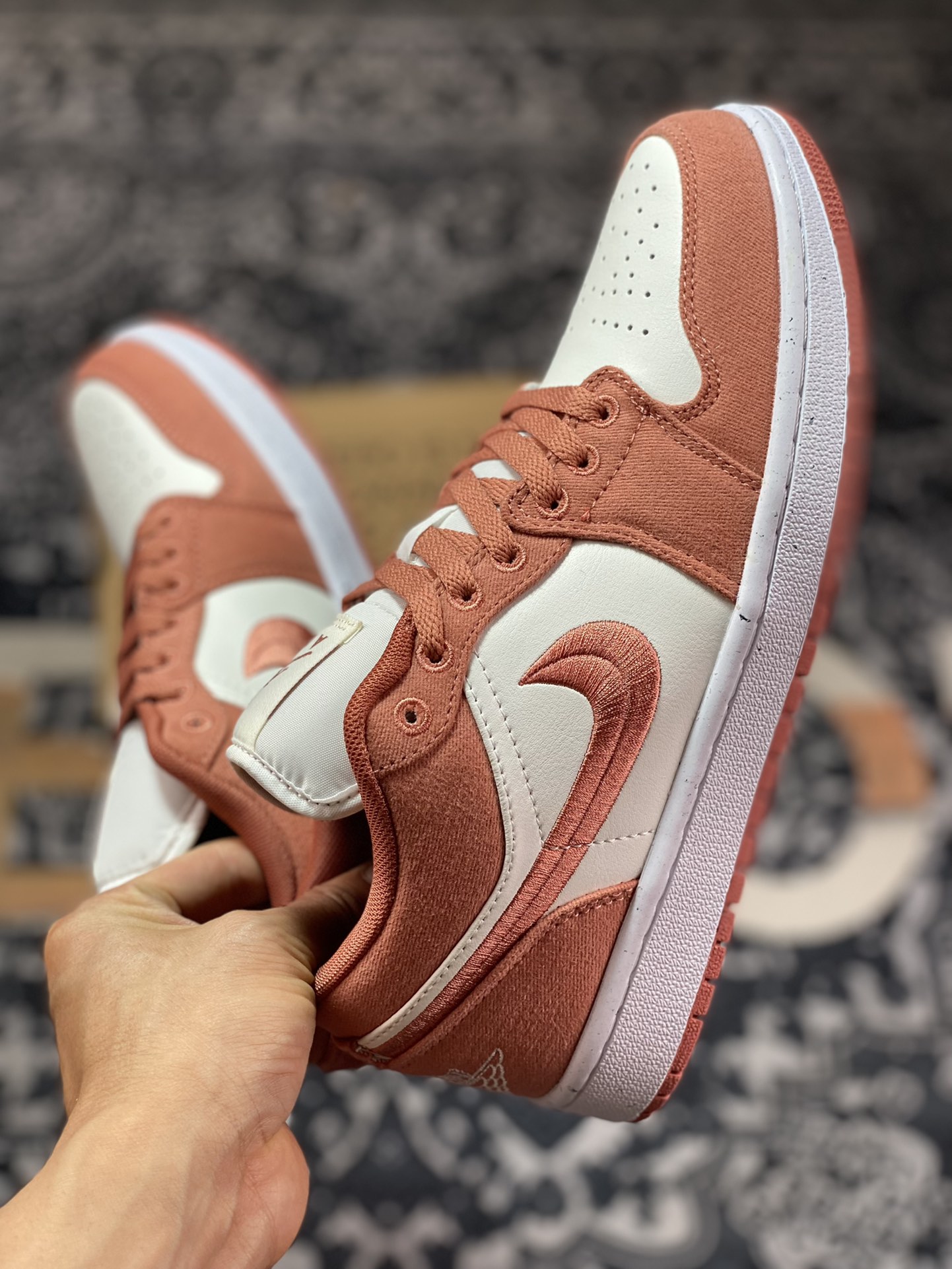 200 Air Jordan 1 Low 桃粉白 官方同步新色 FN3722-801
