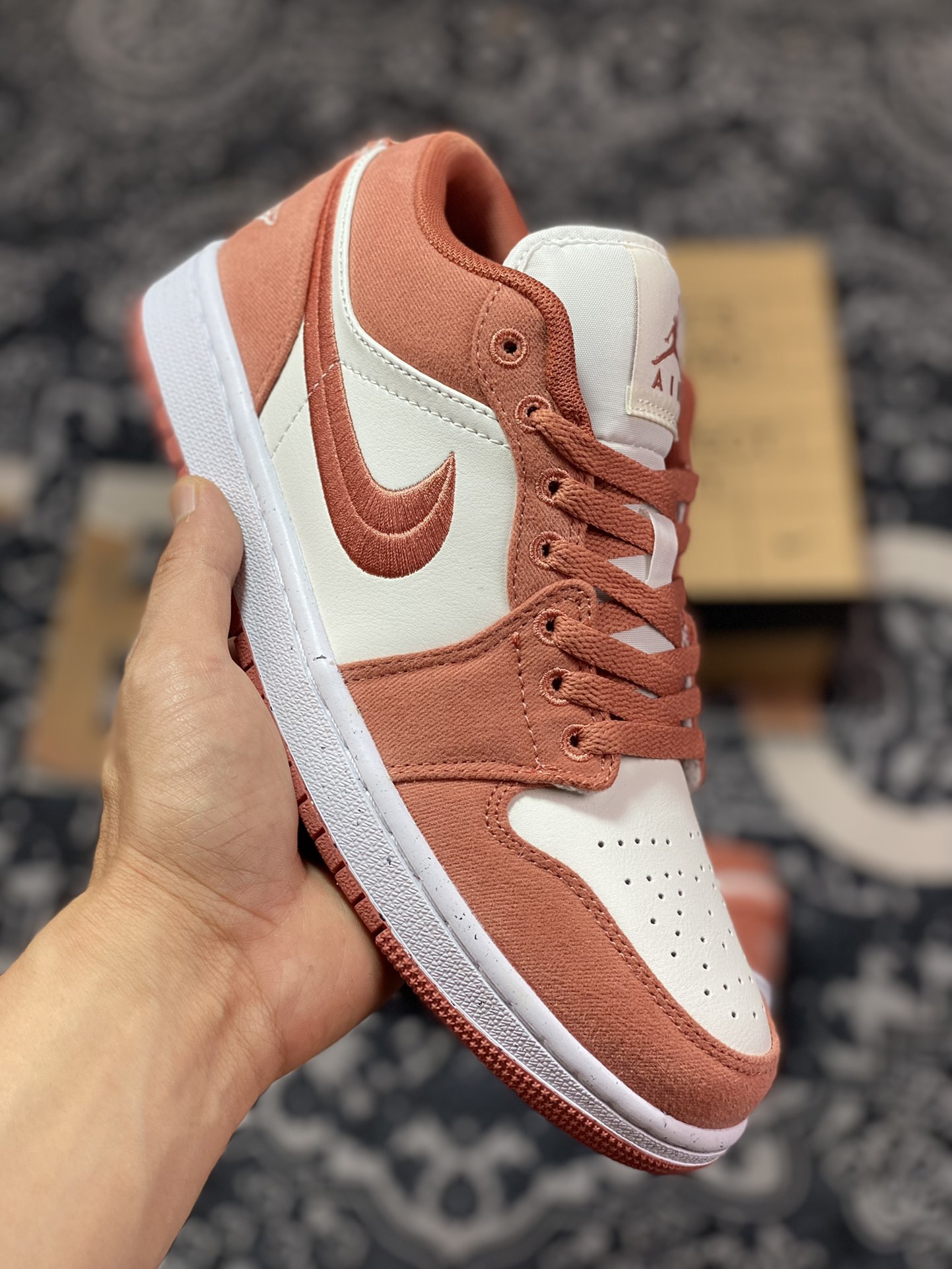 200 Air Jordan 1 Low 桃粉白 官方同步新色 FN3722-801