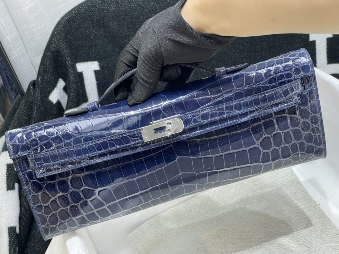 NO:700289,cut 31CM dinner bag, imported Nile crocodile, fully hand-stitched, real shot, Hermes, hermes, Hermes,19860909cut 31CM晚宴包,进口尼罗鳄 全手缝现货实拍,爱马仕,hermes,Hermes,,Bag