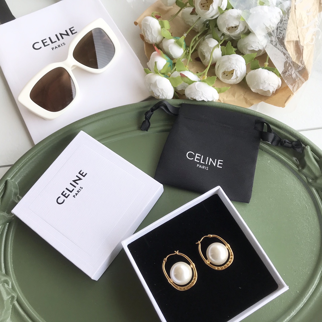 셀린느 귀걸이 69331 Celine Earrings