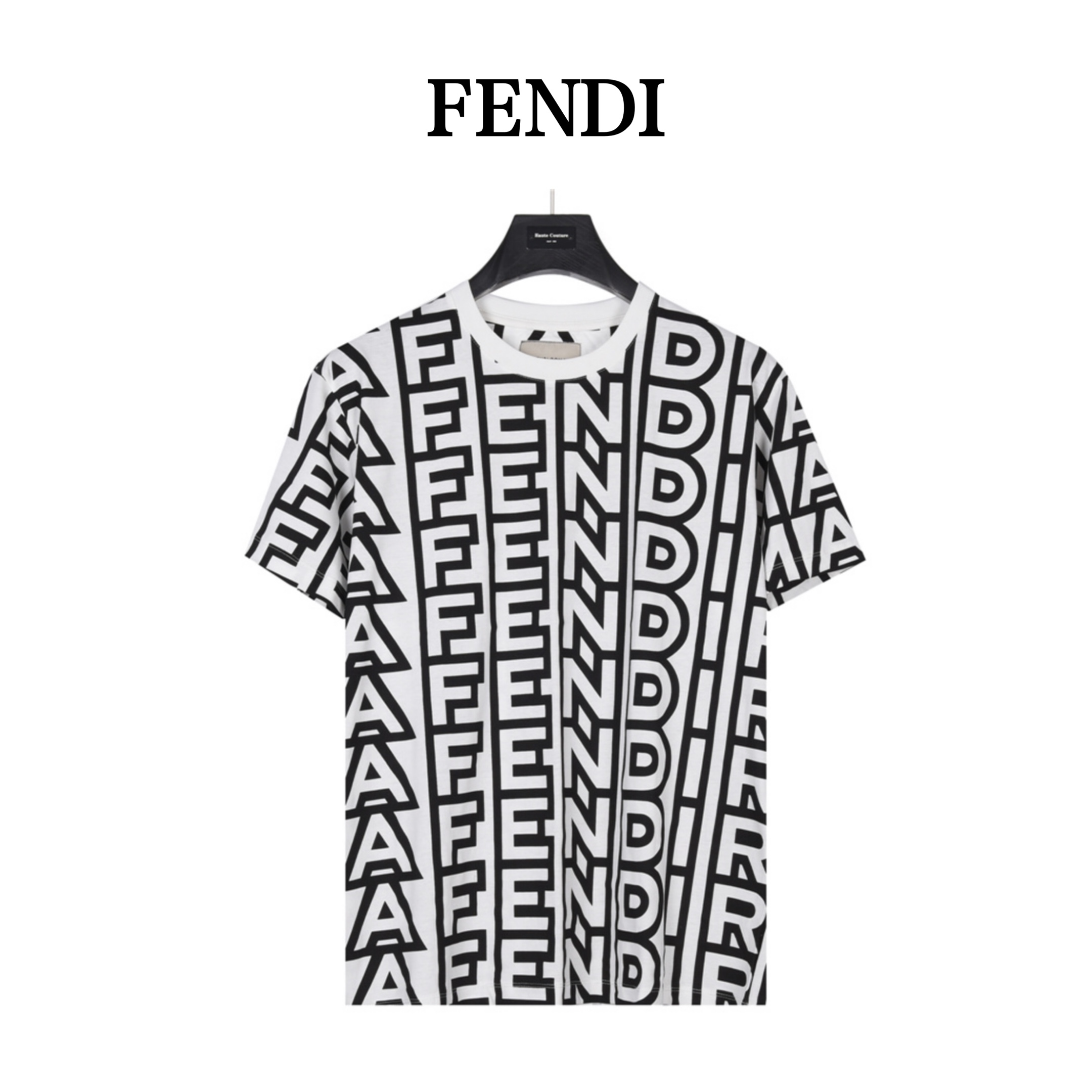 Fendi/芬迪 黑白满印字母短袖T恤 作为FENDI by Marc Jacobs限量版的一部分