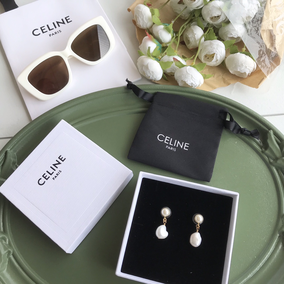 셀린느 귀걸이 69424 Celine Earrings
