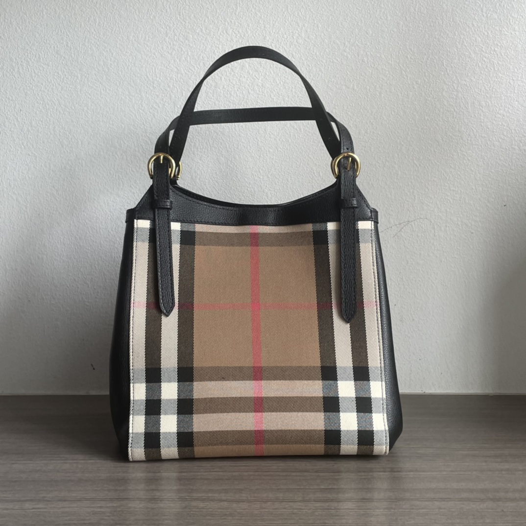 [Burberry Women