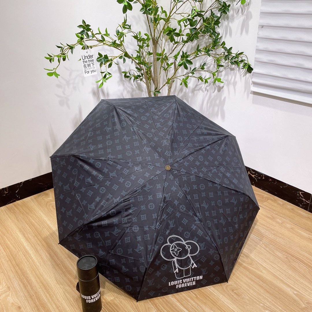 LOUISVUITTON路易威登五折款升级版Monogram印花雨伞顶级之作夺目的公仔图案奢华与简约的完