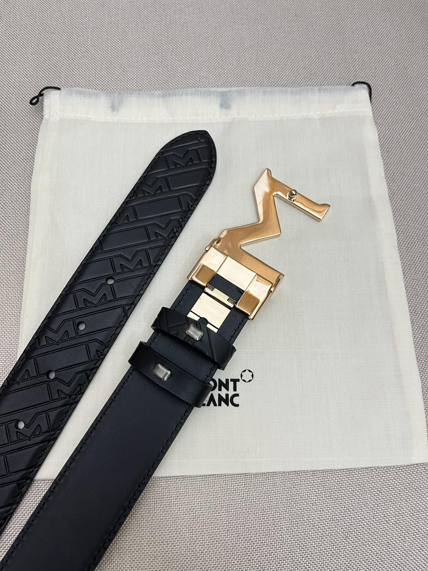Montblanc万宝龙宽3.5cm