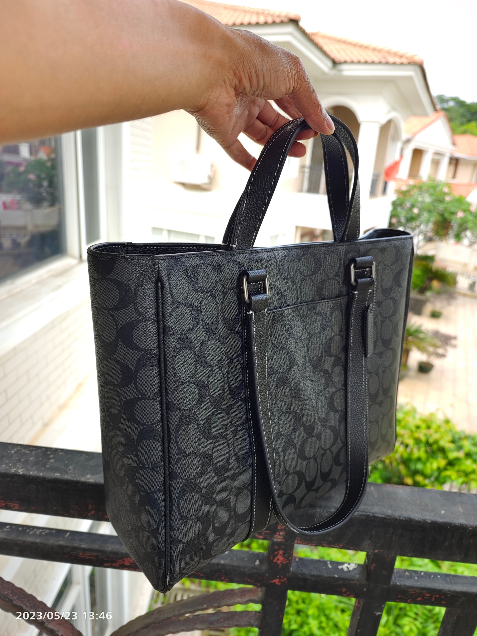Coach 新款Coach CB849 tote 托特包太 了 做了男士两用公文包 配头层牛皮 手拎可单肩