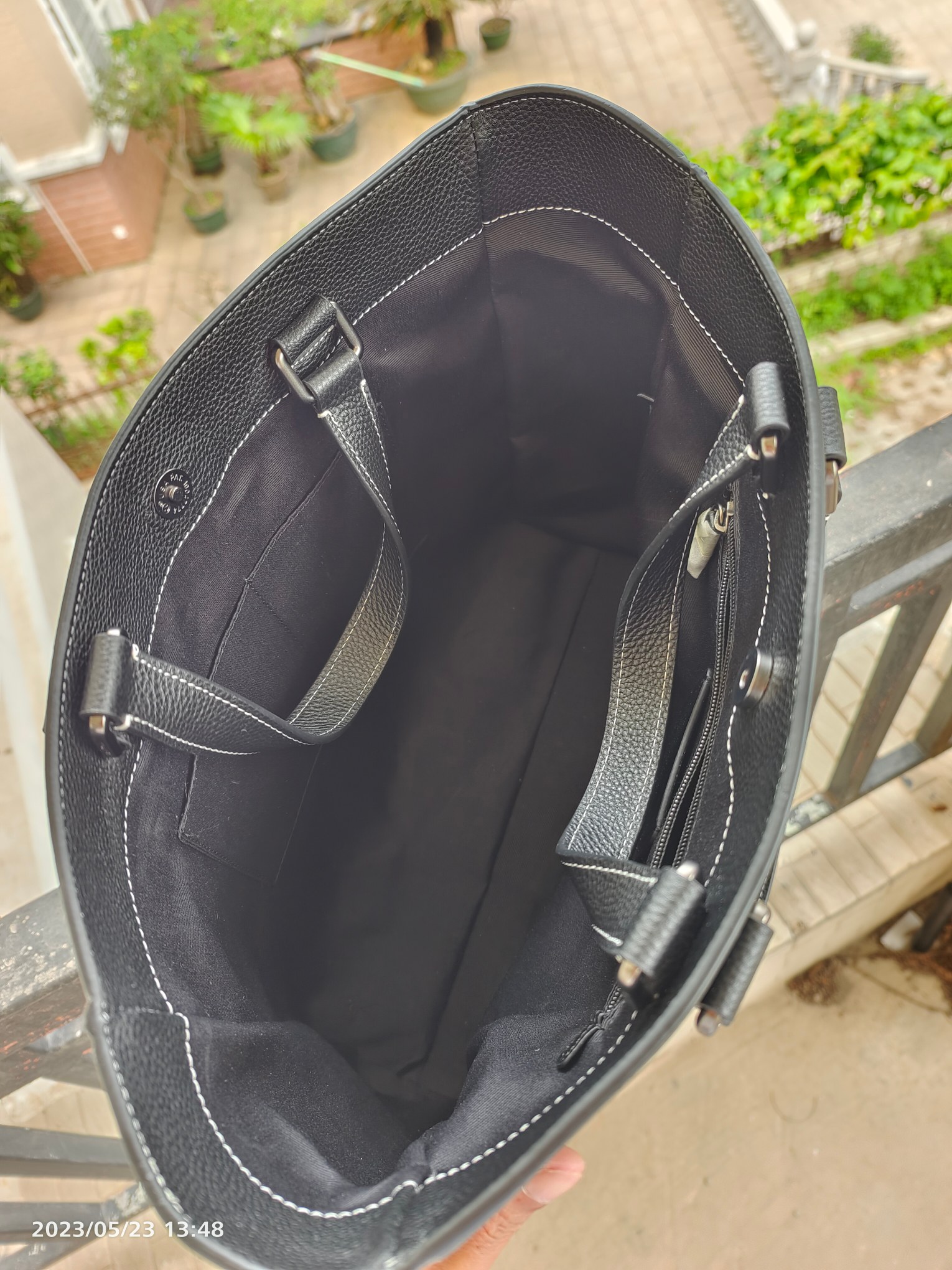 Coach 新款Coach CB849 tote 托特包太 了 做了男士两用公文包 配头层牛皮 手拎可单肩