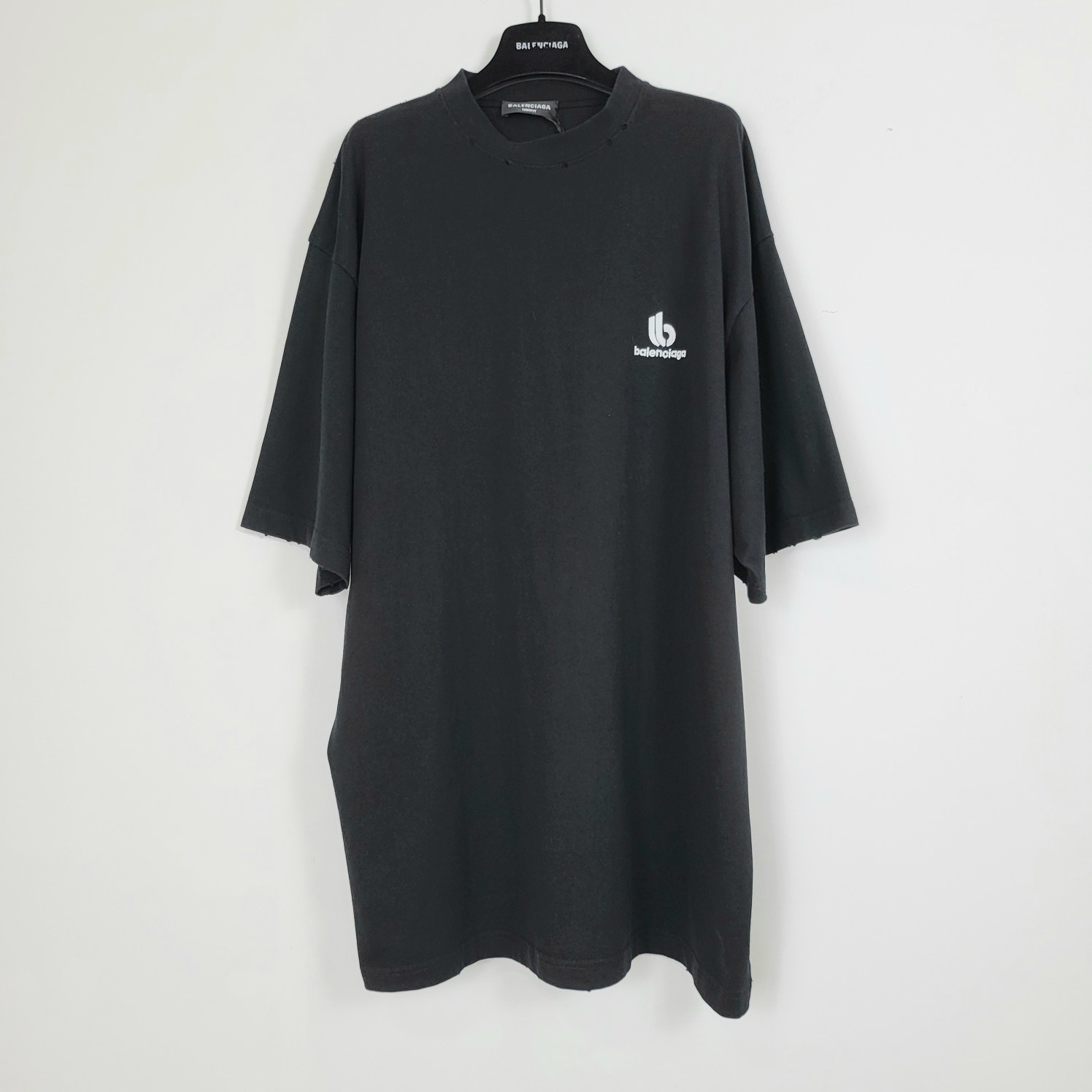 발렌시아가 자수 코튼 반팔 티셔츠 798 Balenciaga T Shirt