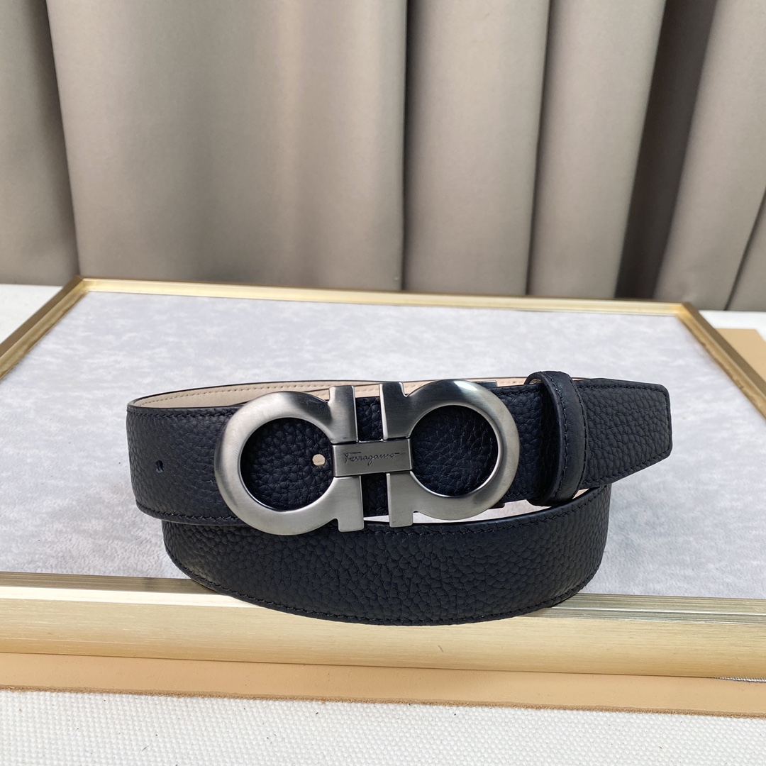 这款皮带是Ferragamo的经典配