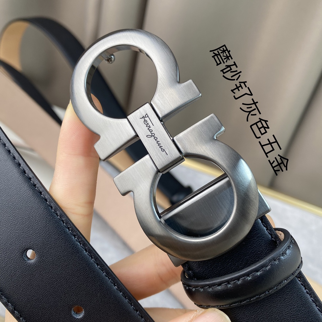 这款皮带是Ferragamo的经典配