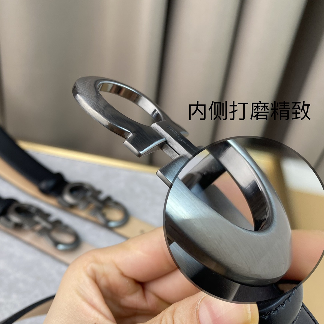 这款皮带是Ferragamo的经典配