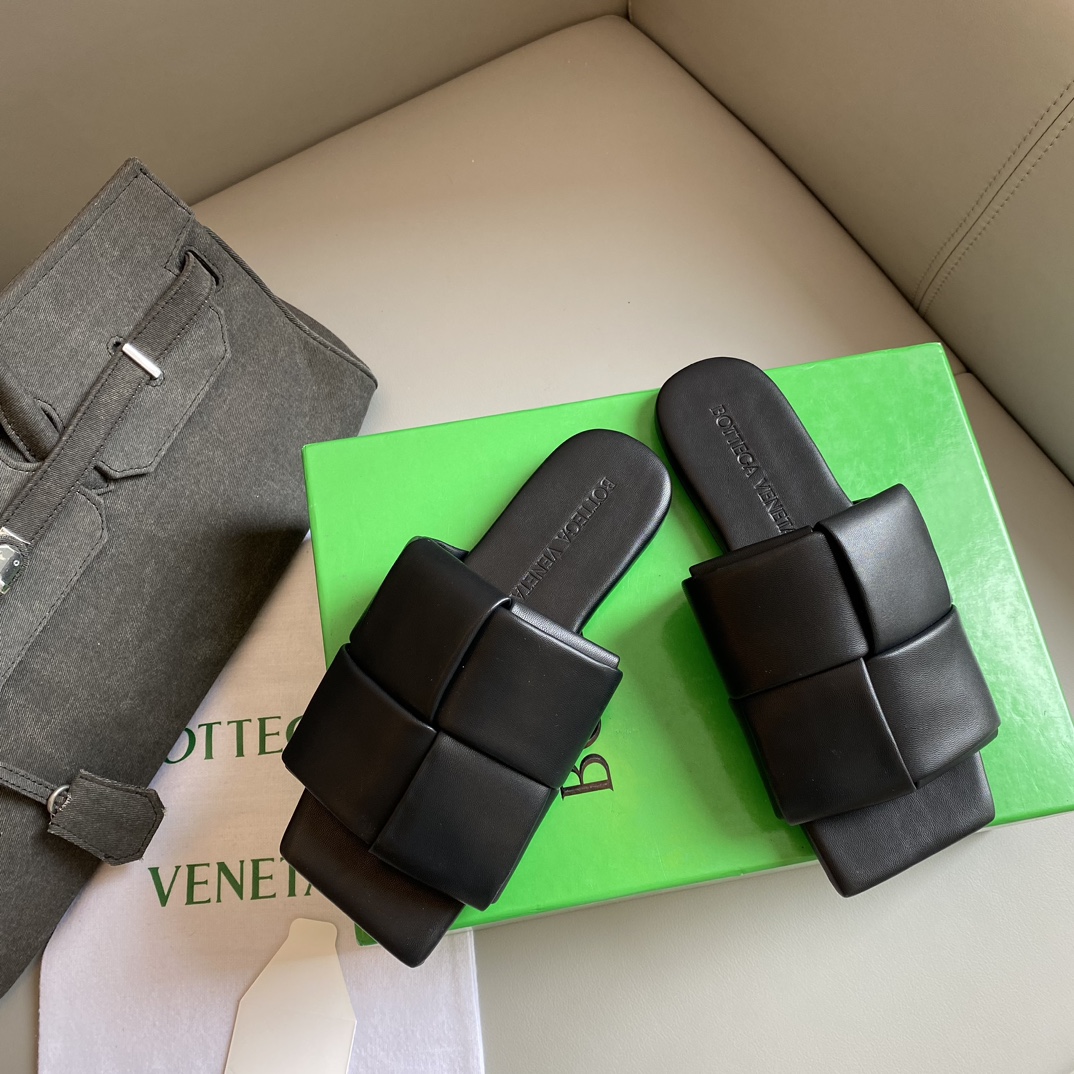[Bottega Veneta Women