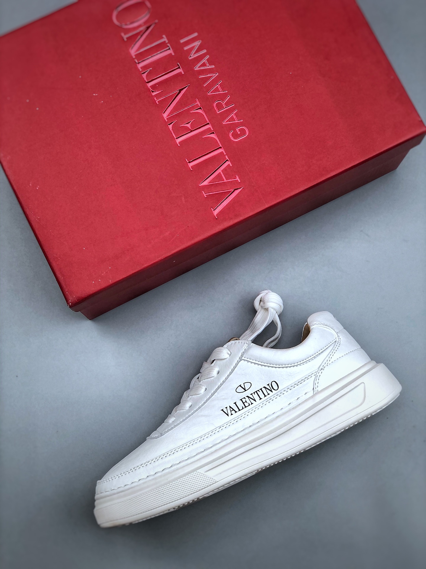 Valentino Garavani VL7N Sneake versatile strap casual sports white shoes