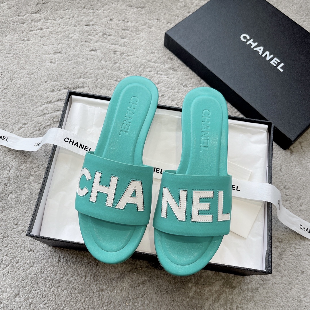 CHANEL тапкі з цялячай скуры, робяць ногі светлымі, элегантны стыль