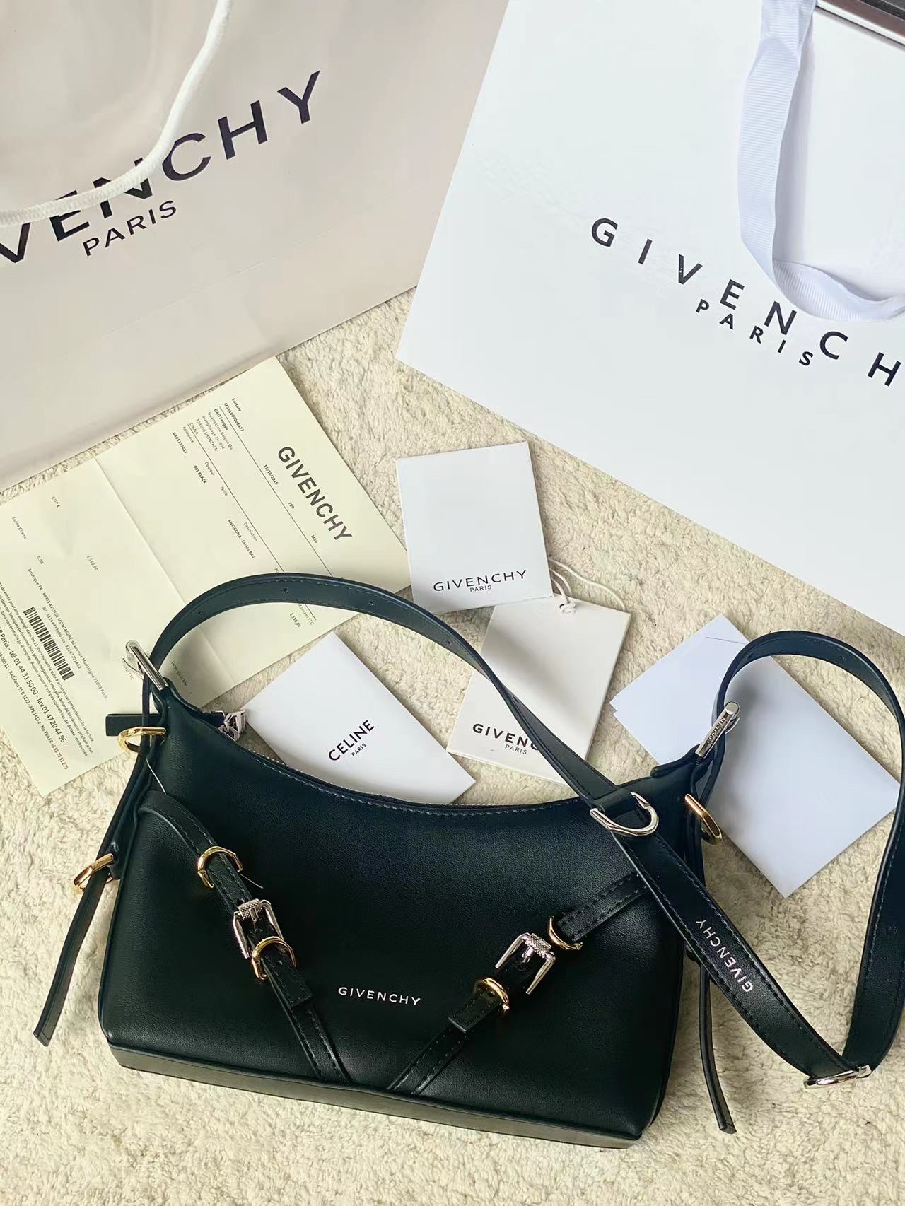 Givenchy Bolsas Sacos de corpo cruzado & Ombro As axilas