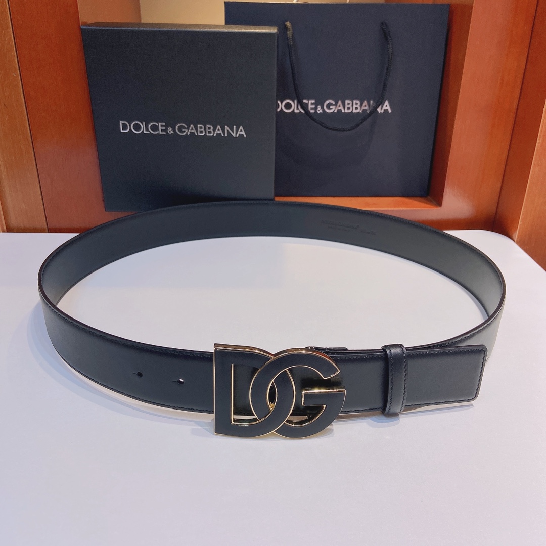 D&G杜嘉班纳双面小牛皮腰带缀以电镀