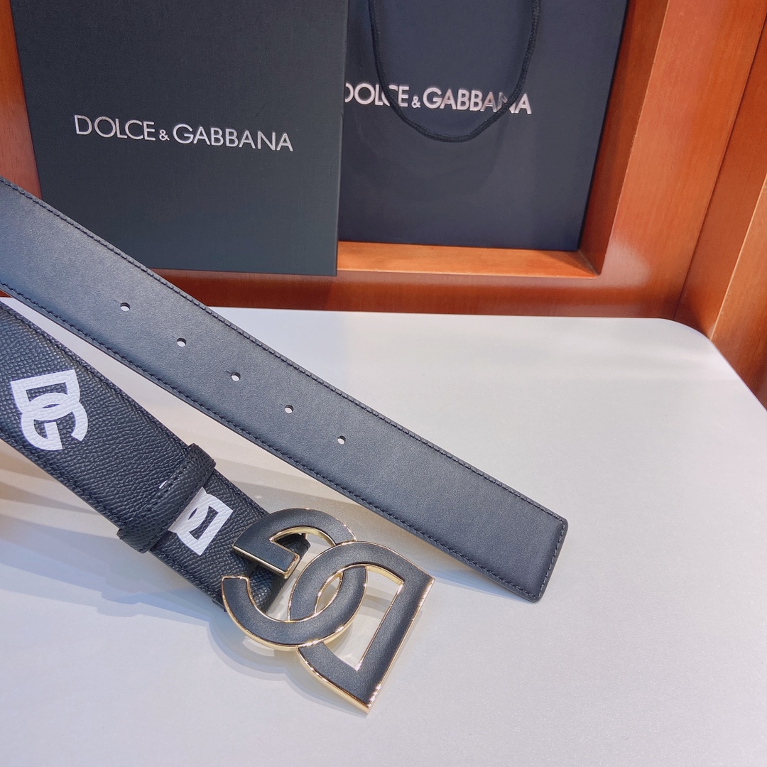 D&G杜嘉班纳双面小牛皮腰带缀以电镀