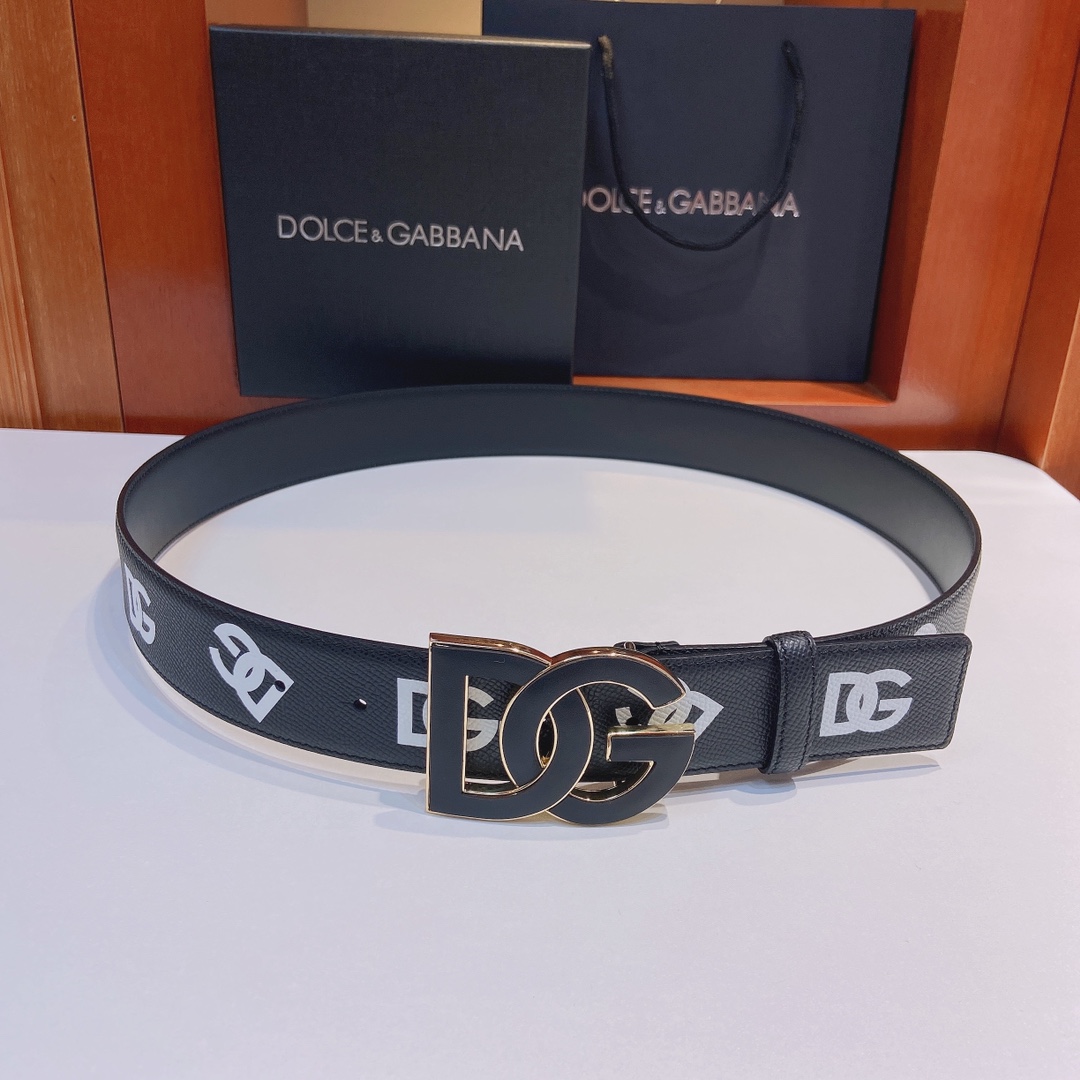 D&G杜嘉班纳双面小牛皮腰带缀以电镀