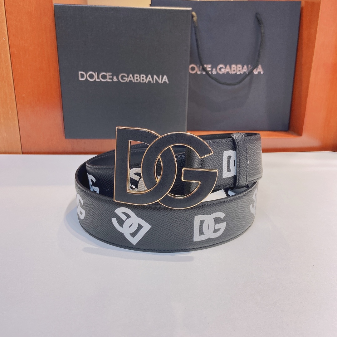 D&G杜嘉班纳双面小牛皮腰带缀以电镀