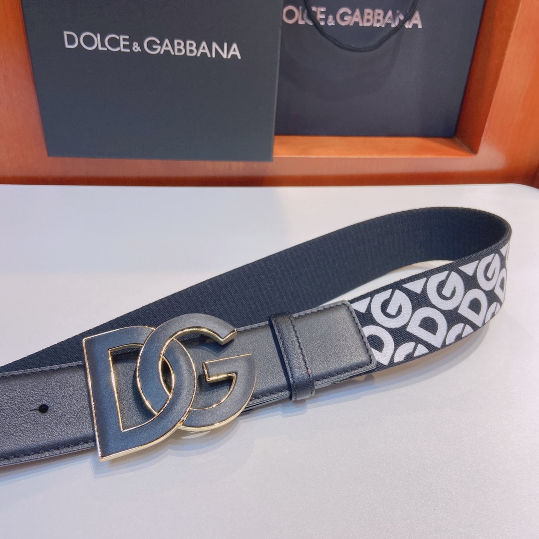 D&G杜嘉班纳双面小牛皮腰带缀以电镀