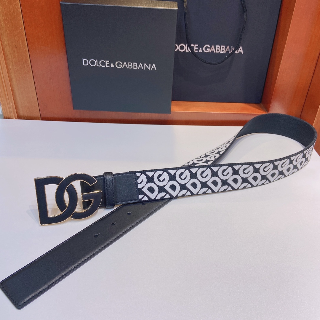 D&G杜嘉班纳双面小牛皮腰带缀以电镀