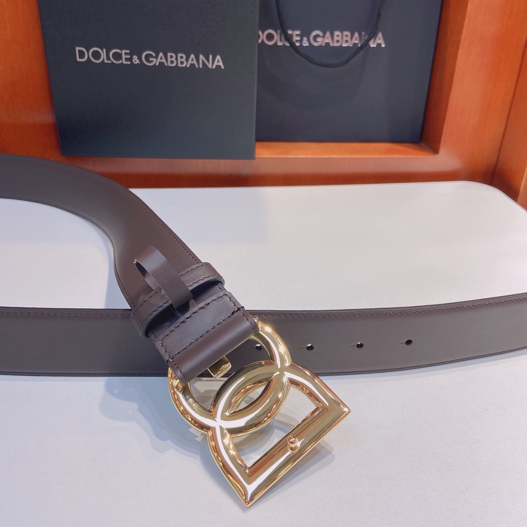 D&G杜嘉班纳双面小牛皮腰带缀以电镀