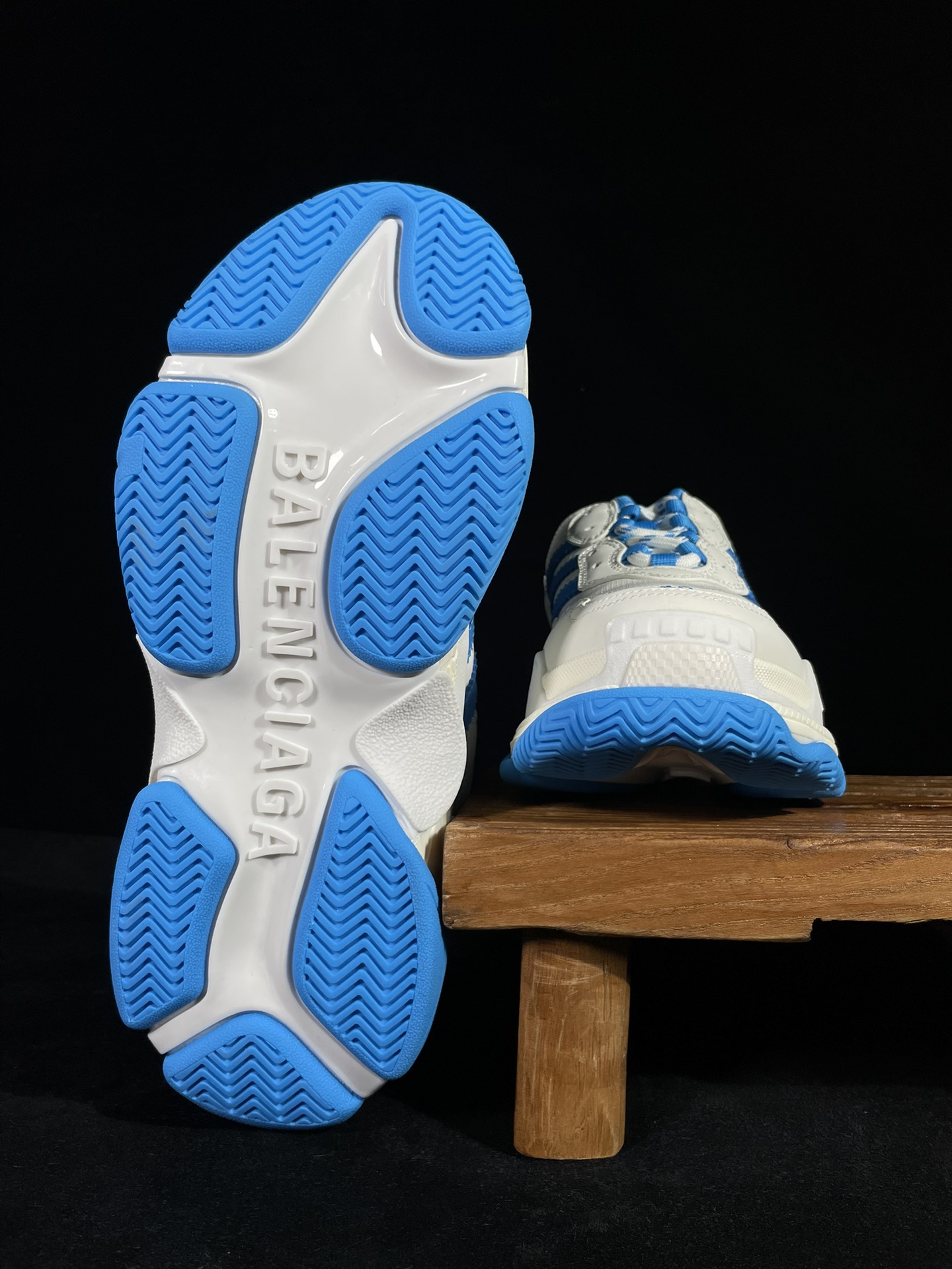 巴黎2代联名阿迪达斯 白蓝Balenciaga Triple S x Ad 阿迪达斯跨界奢侈品联名款 巴
