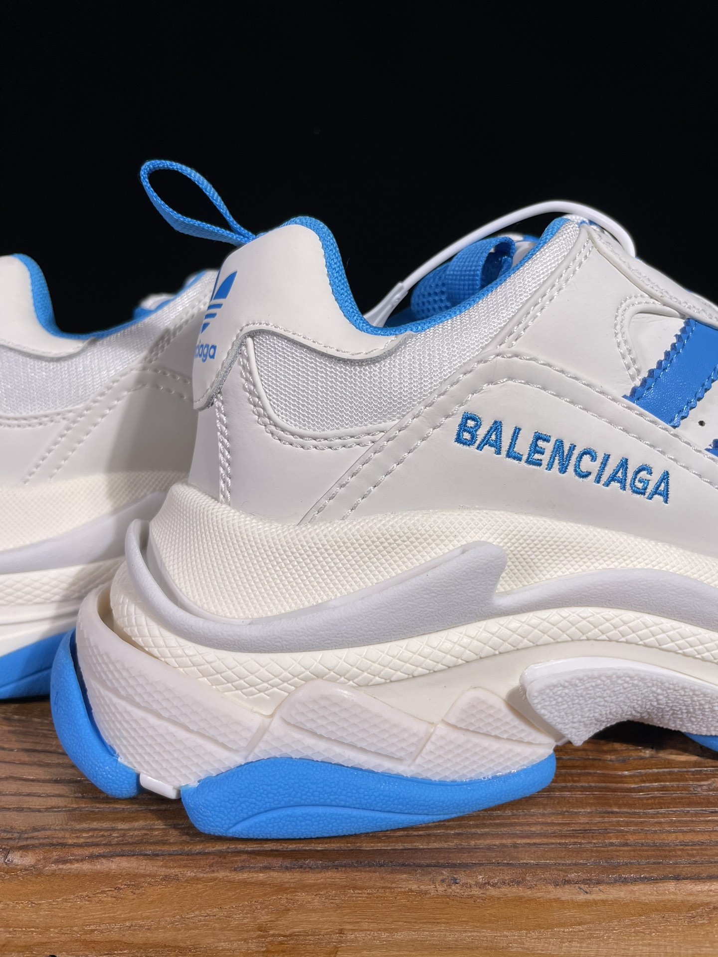 巴黎2代联名阿迪达斯 白蓝Balenciaga Triple S x Ad 阿迪达斯跨界奢侈品联名款 巴