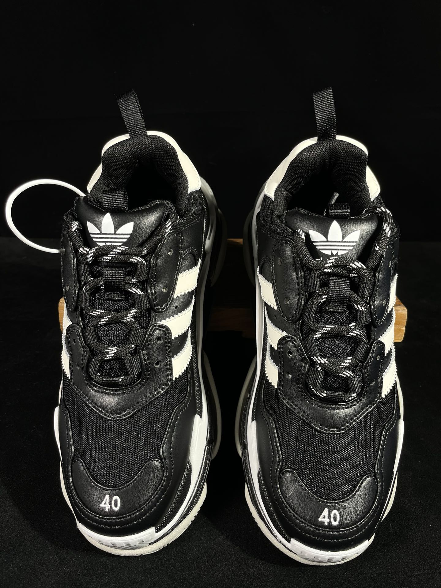 巴黎2代联名阿迪达斯 黑白Balenciaga Triple S x Ad 阿迪达斯跨界奢侈品联名款 巴