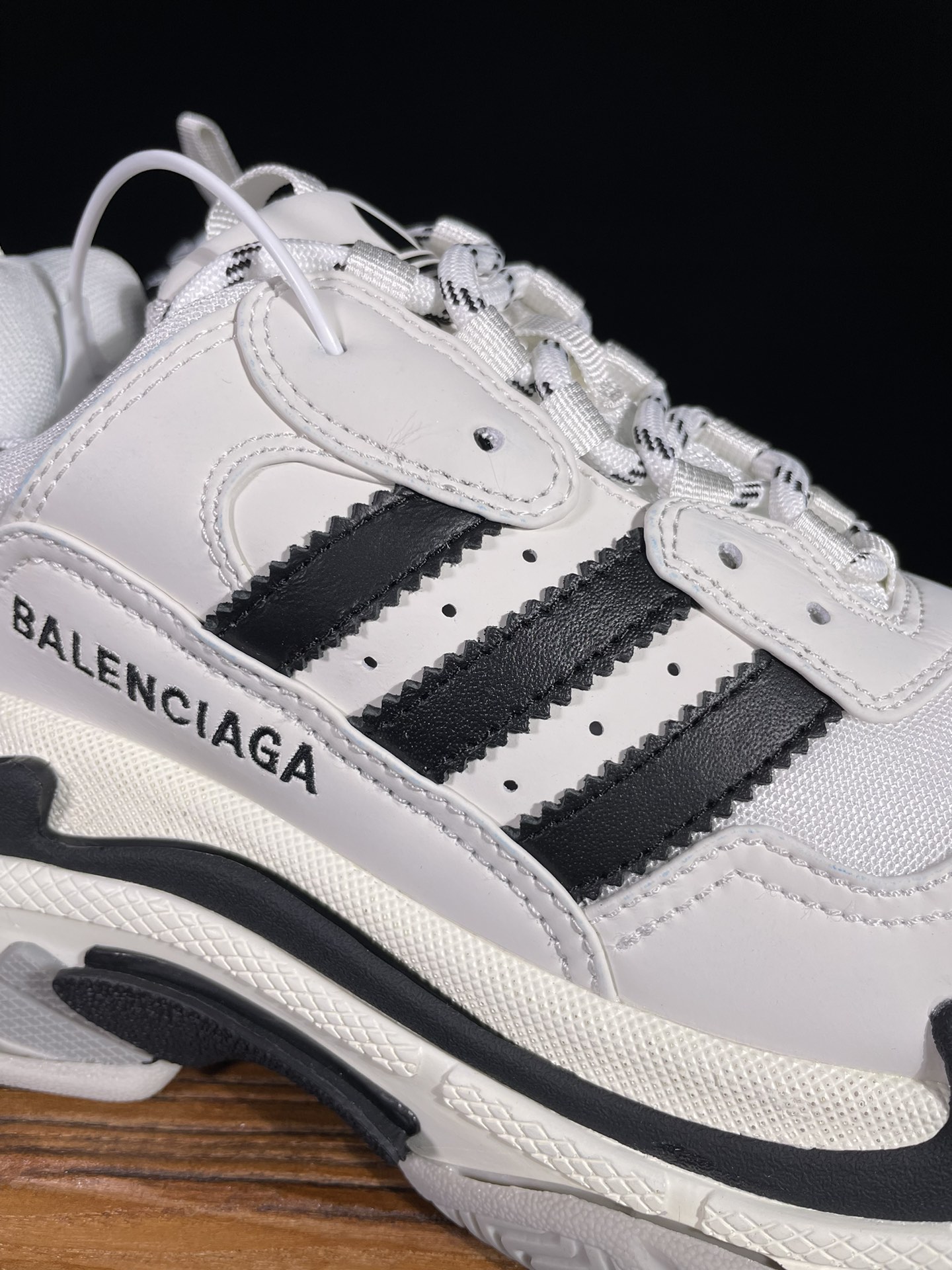 巴黎2代联名阿迪达斯 白黑Balenciaga Triple S x Ad 阿迪达斯跨界奢侈品联名款 巴