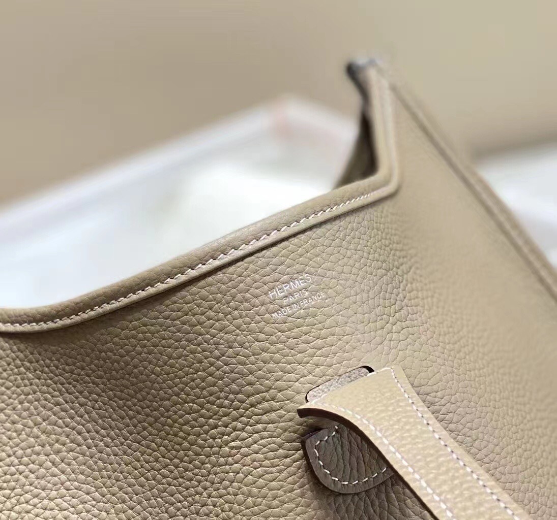 Hermes Evelyne 29 Shoulder Bag, Crossbody, Classic H Cutout, Dove Grey 5 i1684815922 3677 3
