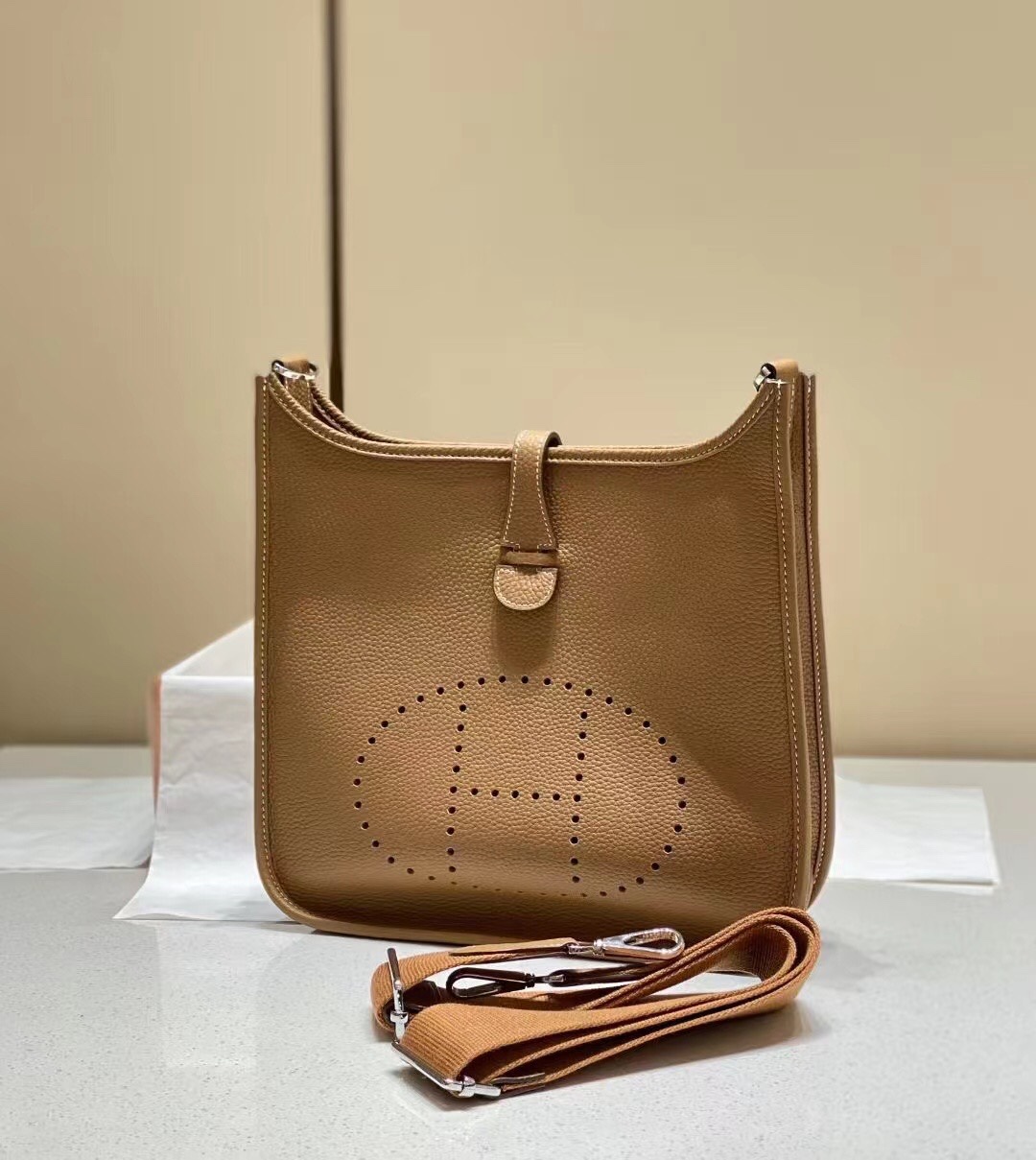 Evelyne 29 Crossbody Bag,Summer Casual, Classic Hollow H Letter,TC Leather 2 i1684816021 7653 0