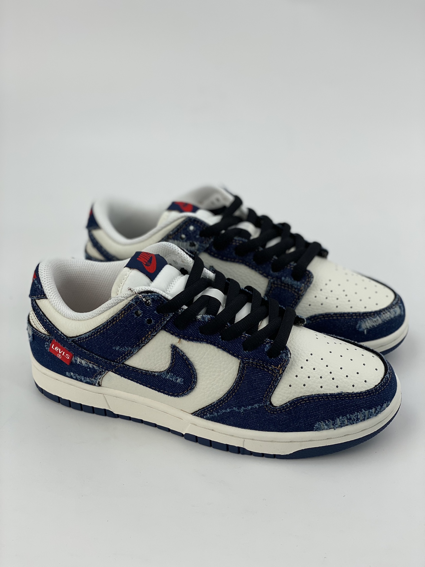 Nike SB Dunk Low Levi's Denim Levi's Joint LE0021-001