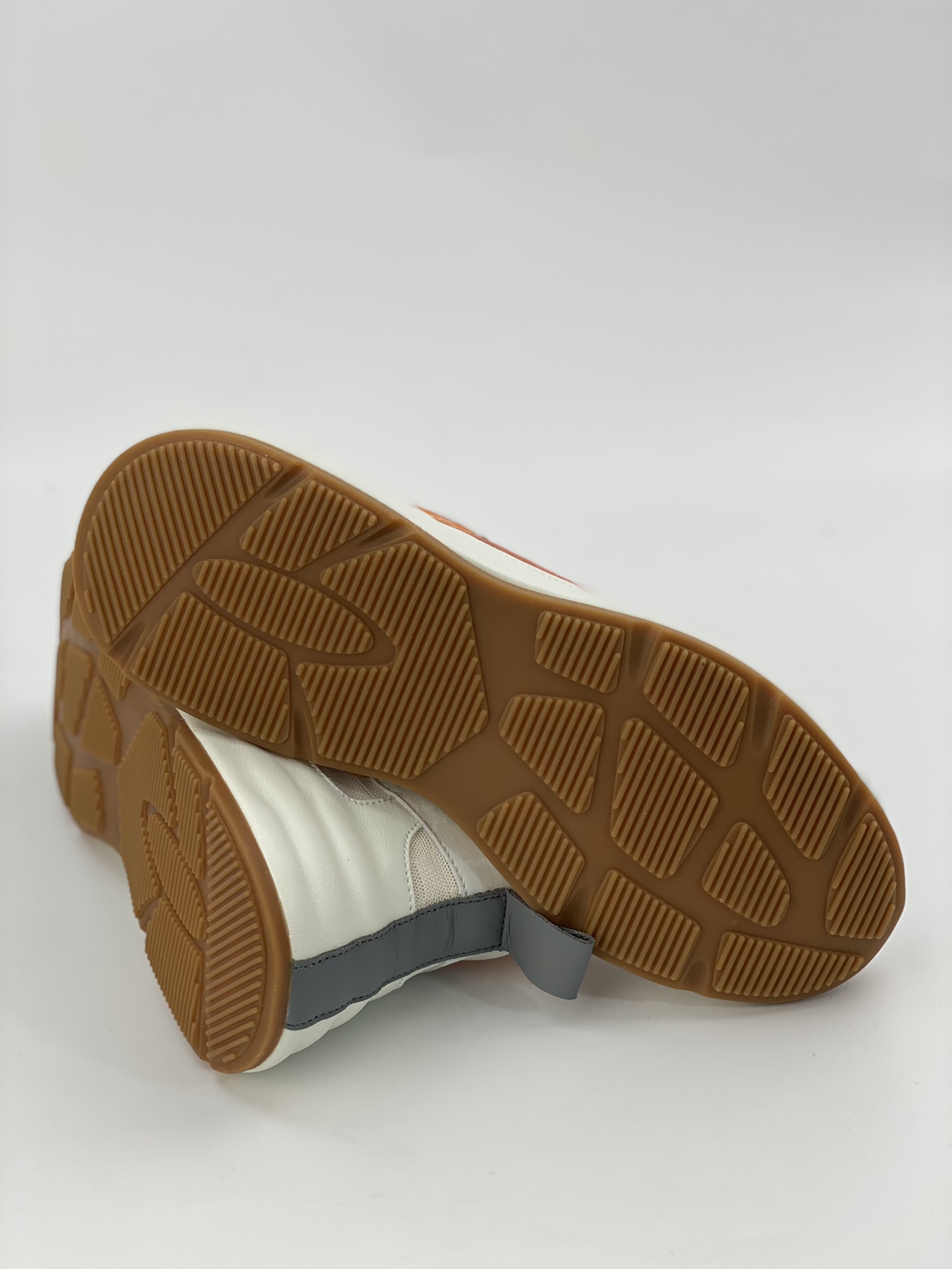 Overseas shopping platform Gucci dad shoes series
