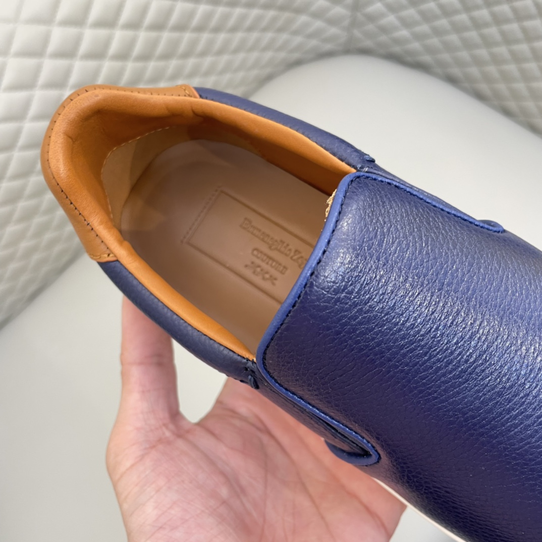 Precio: P200 Calidad de gama alta Marca: Jeni * "Zegna *" un estribo del pie Tamaño: 38-44 (se puede