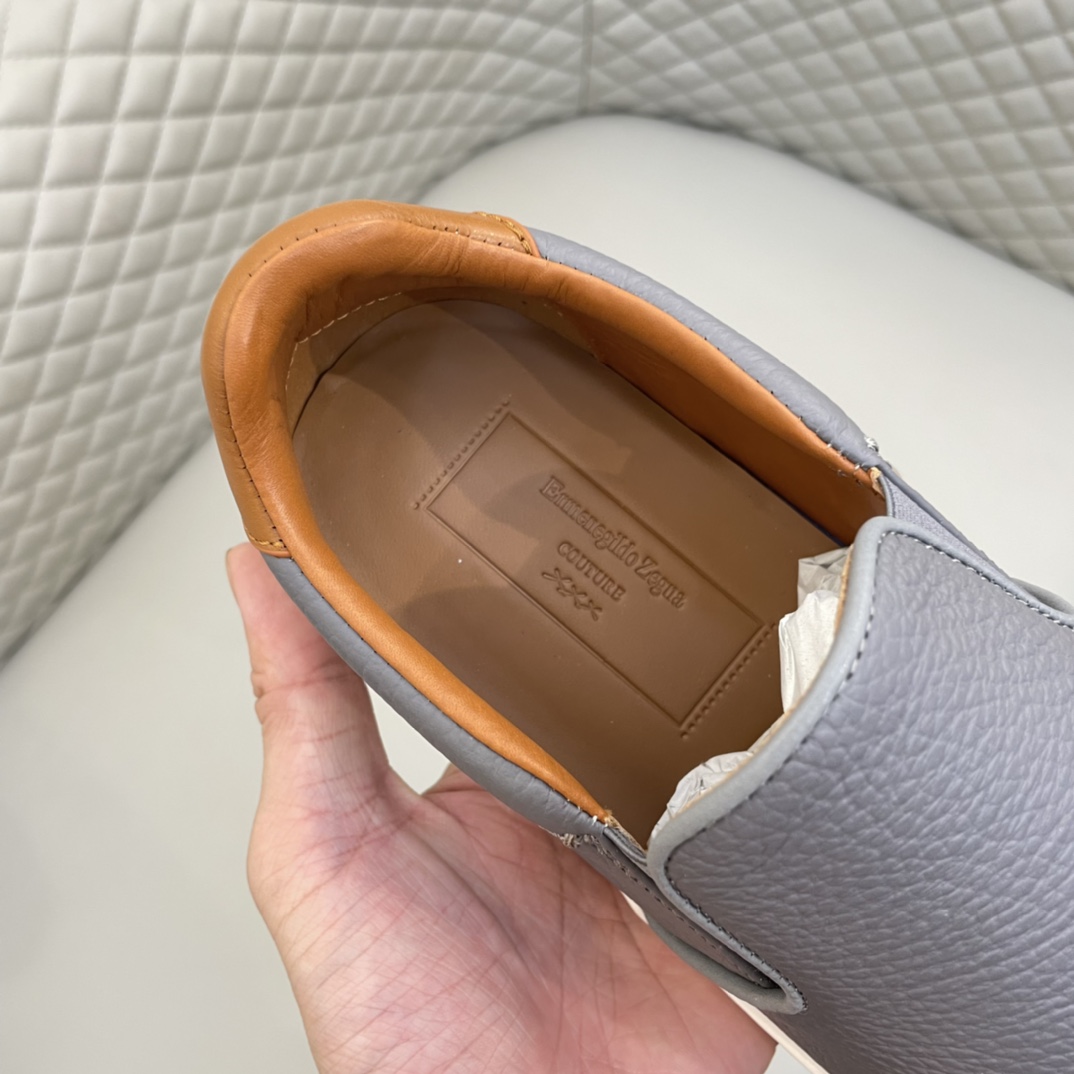 Precio: P200 Calidad de gama alta Marca: Jeni * "Zegna *" un estribo del pie Tamaño: 38-44 (se puede