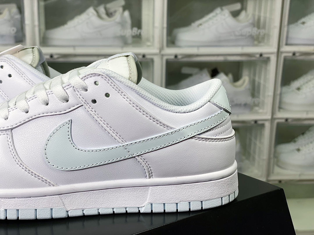 Wmsn SB Dunk Low ”Needle Thread” dunk series low-top casual sports skateboard shoes ”leather pure white gray hook” DV0831-101