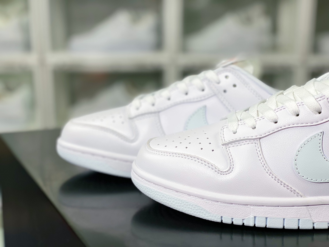 Wmsn SB Dunk Low ”Needle Thread” dunk series low-top casual sports skateboard shoes ”leather pure white gray hook” DV0831-101