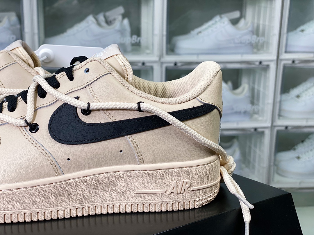 Air Force 1'07 Low Retro SP Air Force 1 low-cut classic sneakers ”Milk Coffee Yellow and Black Tie” CW2288-111