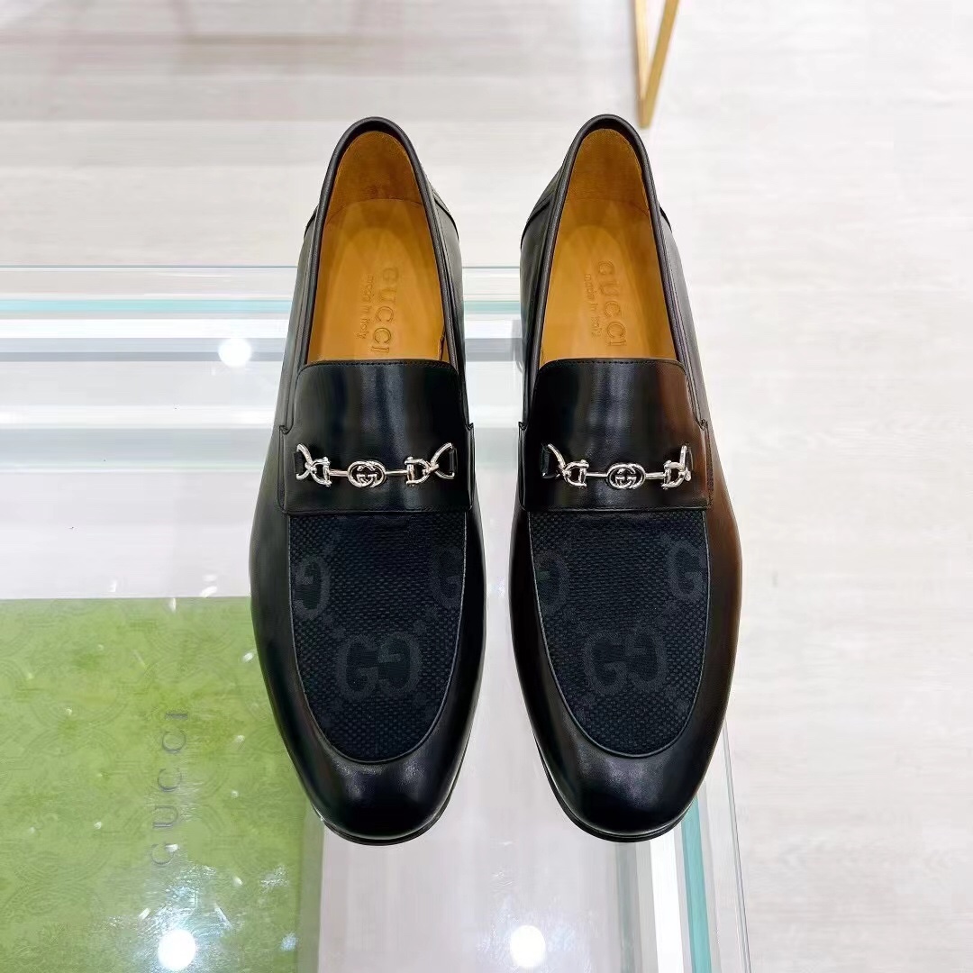 NO:679758,[G*] Original order, high-end quality - New loafers, purchasing agent level - Material - Original imported calfskin with original special materials - Inner foot pads, water-dyed cowhide - Original genuine leather outsole - Classic fasteners, definitely one of the highlights. Match as you like Size 39-44 (38, 45 customized, non-refundable) -,, loafers, cowhide, Leather soles19860909【G*】原单 高端品质 -新品乐福鞋,代购级别 -材质-原版进口小牛皮 搭配原版特殊材料 -内里垫脚 水染牛皮 -原版真皮大底 -经典的扣件,绝对是亮点之一.随意搭配 Size 39-44（38,45定制不退不换） -,,loafers,cowhide,Leather soles,Men's shoes