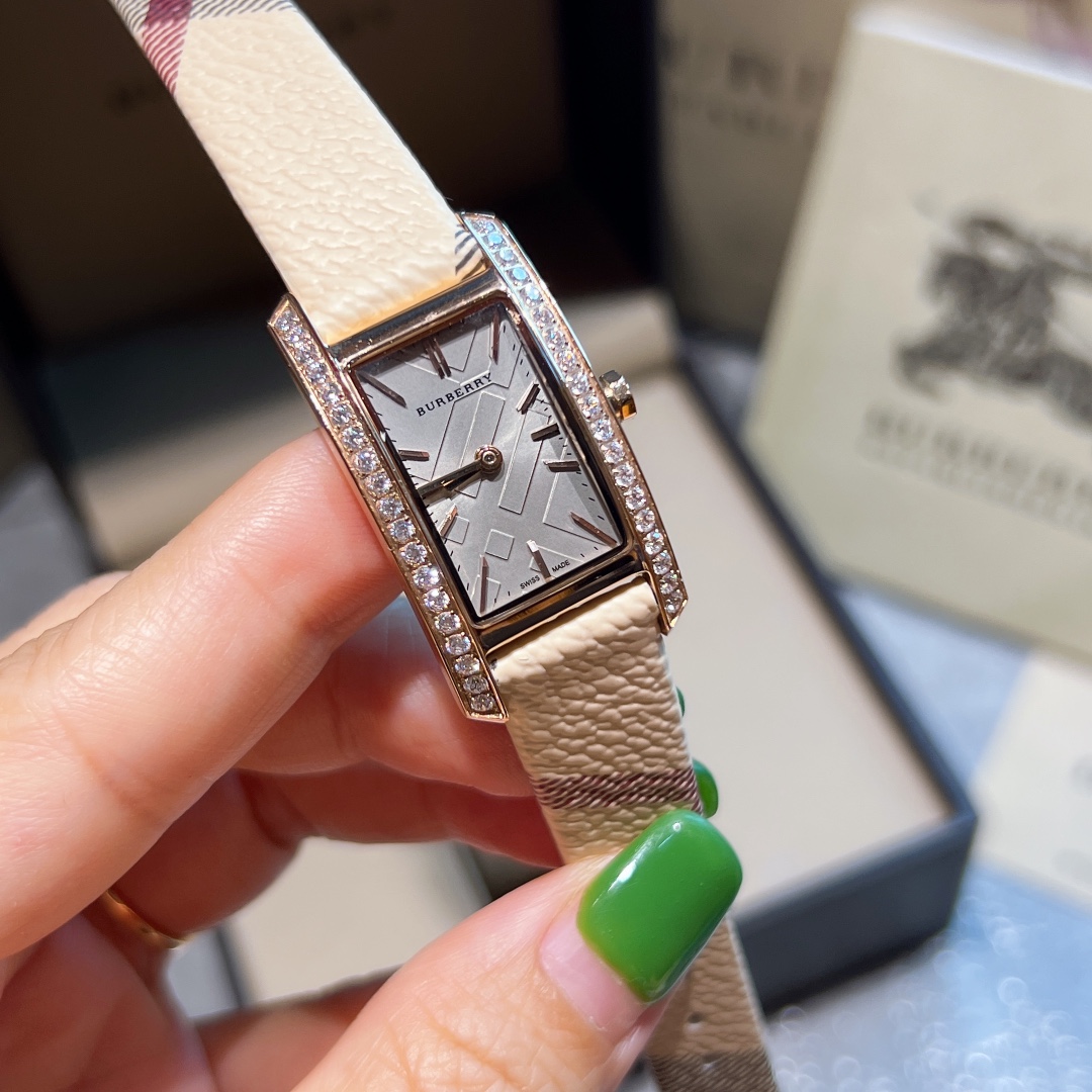 Zenium Episode 435633: BURBERRY Baballi Drill Watch with Swiss Quartz Movement - 图片 2