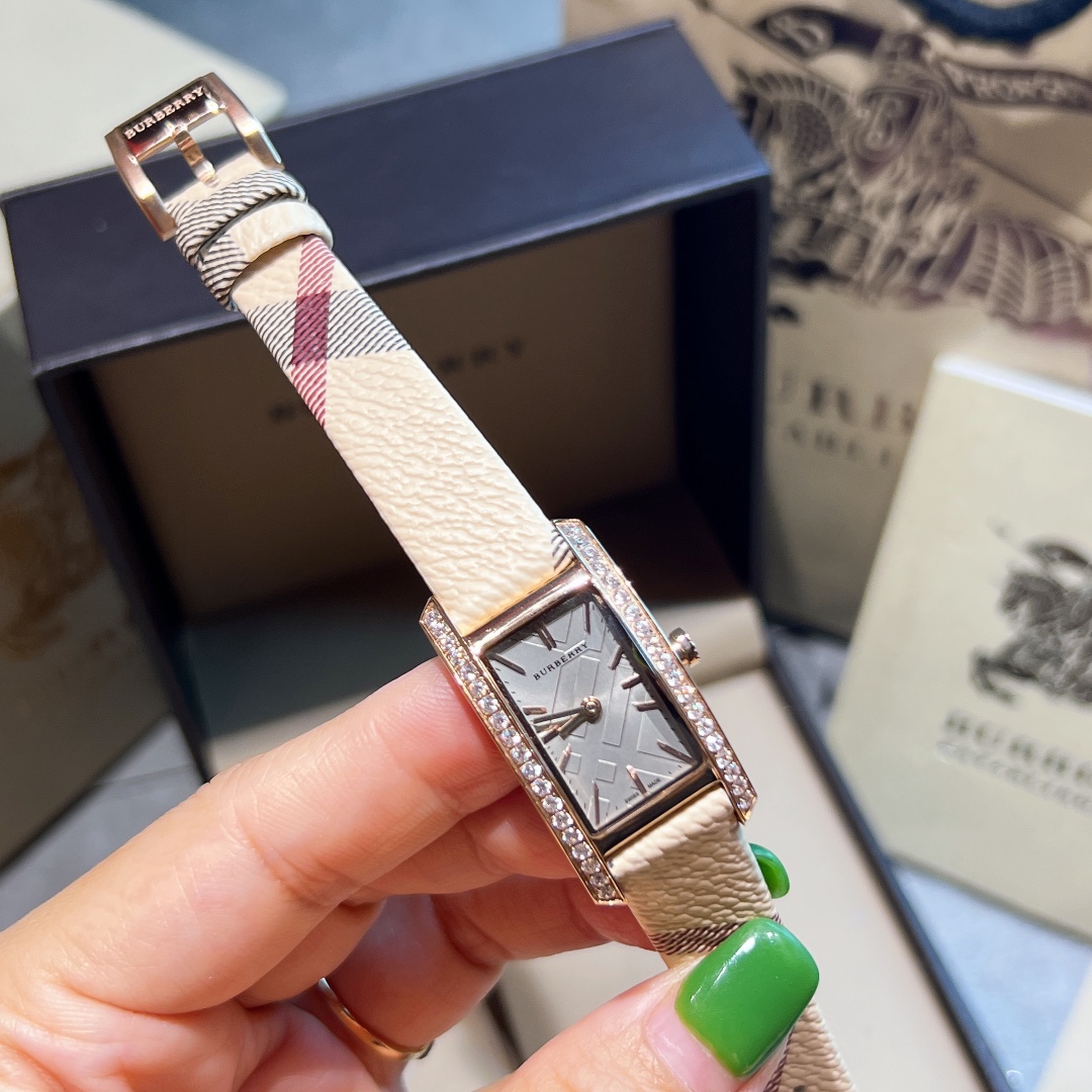 Zenium Episode 435633: BURBERRY Baballi Drill Watch with Swiss Quartz Movement - 图片 4