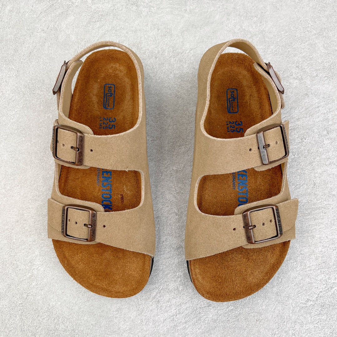 图片[2]-零售💰240 ＃DC Birkenstock Arizona 系列勃肯皮革绒面双扣时尚凉拖鞋 牛皮绒面革质地柔软 搭配可调节鞋扣提升穿着舒适度 人体工学设计分散脚部压力 保护脚踝 软木乳胶鞋床具有一定的收缩性 长时间穿着后能贴合脚型 EVA鞋底回弹性和抗张性力高 具有良好的防震、缓冲性  四季皆宜 柔软的鞋床采用额外的泡沫缓冲层 提供额外的舒适感和全天支撑 全网独家首发 源于德国的严谨工艺  牛巴戎面 中层松木 EVA 三层组合大底 优质牛皮面料五金扣 出口订单 尺码：35-44 编码：by2936040-运动鞋