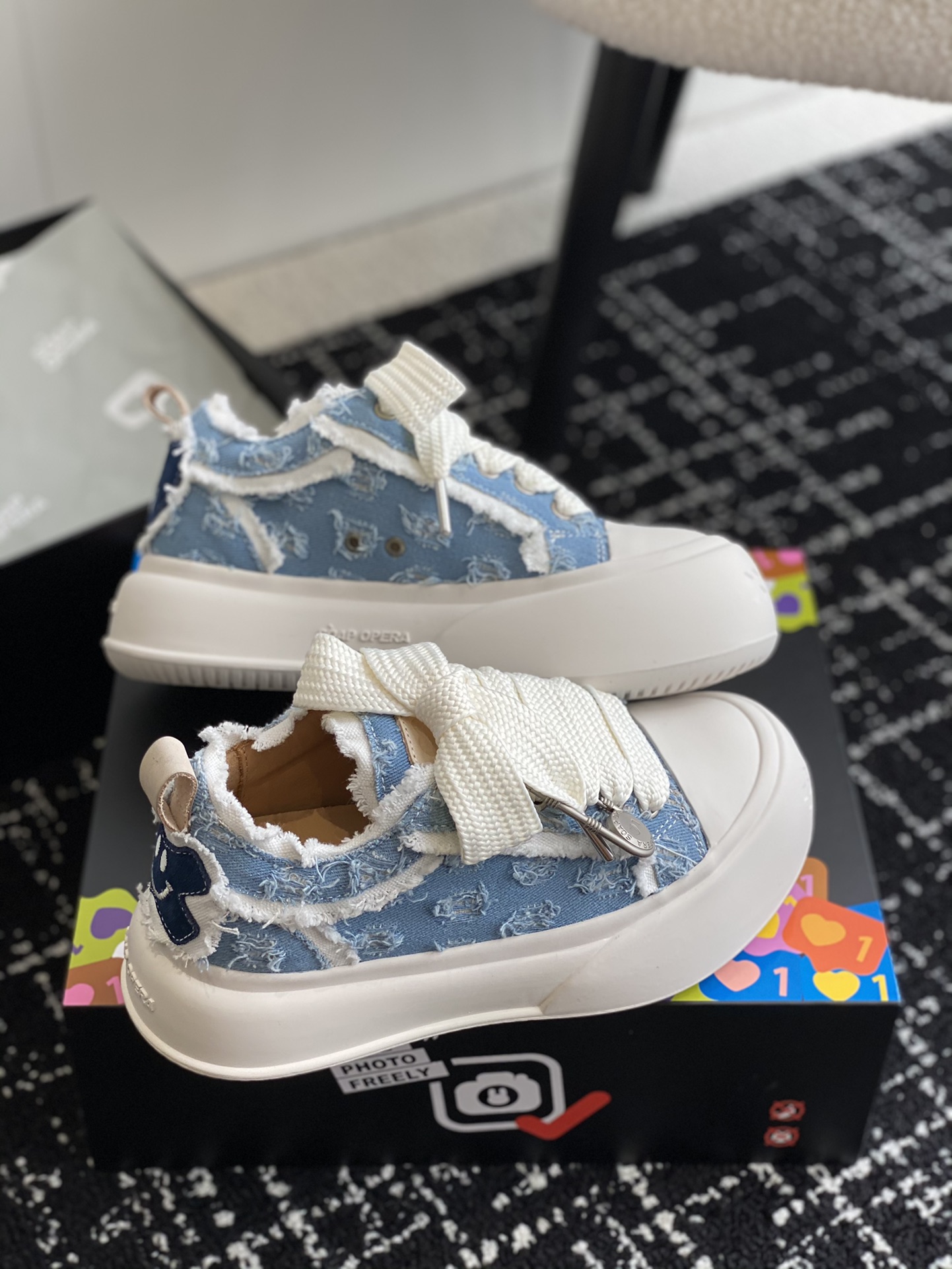 Alexander McQueen 代购版本